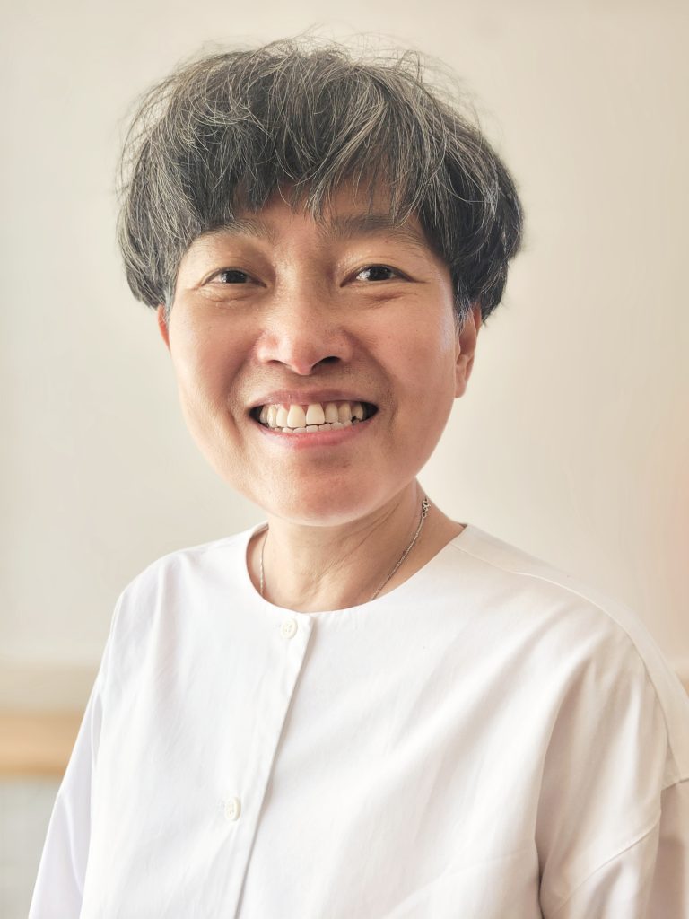 Siah Ping is a second year Chinese Medicine student and receptionist at Centre Of Health Ivanhoe, Melbourne. She assists with patient care with our Acupuncturists and TCM practitioners